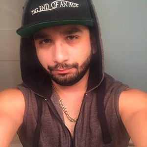 Meet your Posher, Christopher